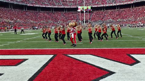 How to Dance in Ohio Running Time: A Journey Through the Buckeye State's Dynamic Dance Scenes